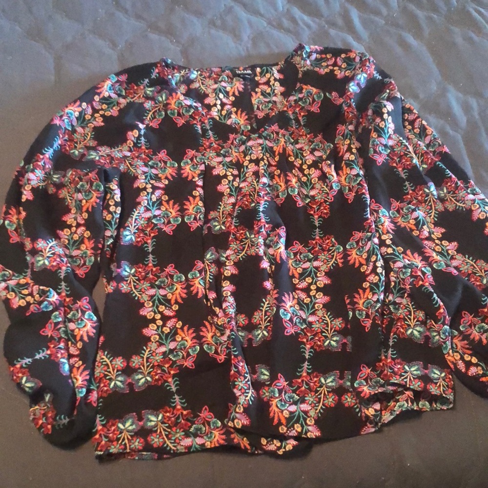 Women’s blouse